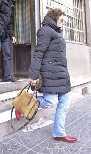 Hugh Laurie & Jo Green - Out and About Buenos Aires - June 2012