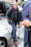 Hugh Laurie & Jo Green - Shopping in Paris - July 2012