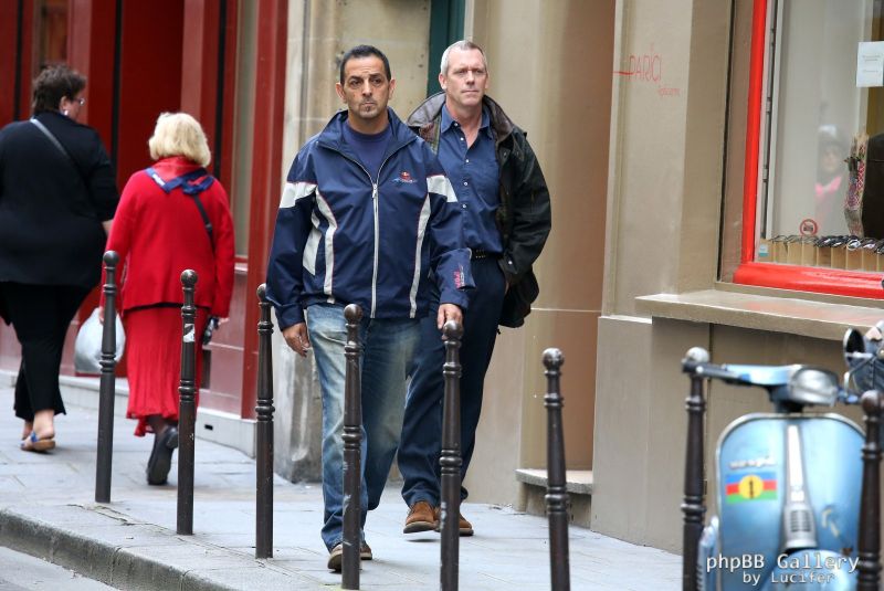 Hugh Laurie & Jo Green - Shopping in Paris - July 2012