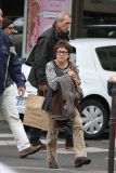 Hugh Laurie & Jo Green - Shopping in Paris - July 2012
