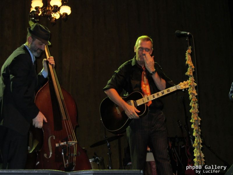 Hugh Laurie - Concert - Berlin - July 2012 - mj1985