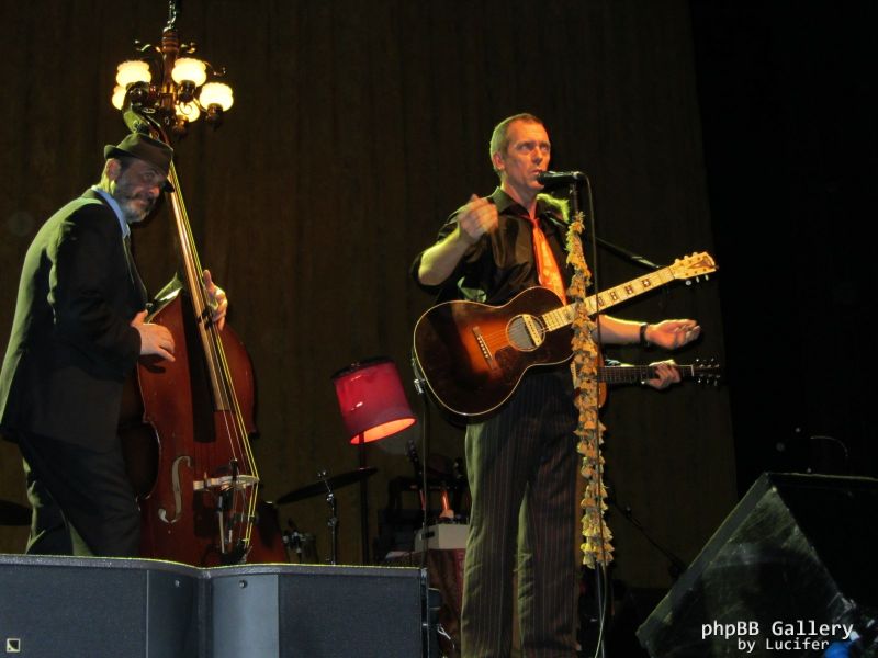 Hugh Laurie - Concert - Berlin - July 2012 - mj1985