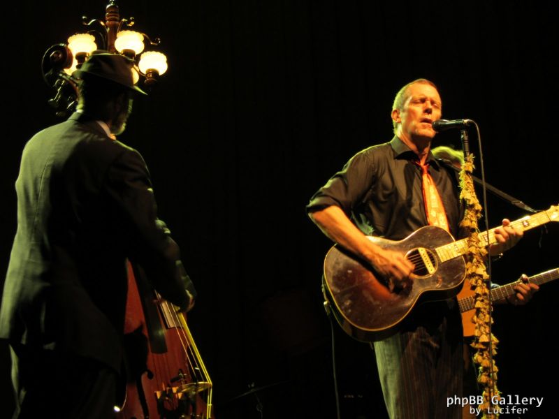 Hugh Laurie - Concert - Berlin - July 2012 - mj1985
