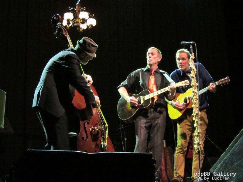 Hugh Laurie - Concert - Berlin - July 2012 - mj1985