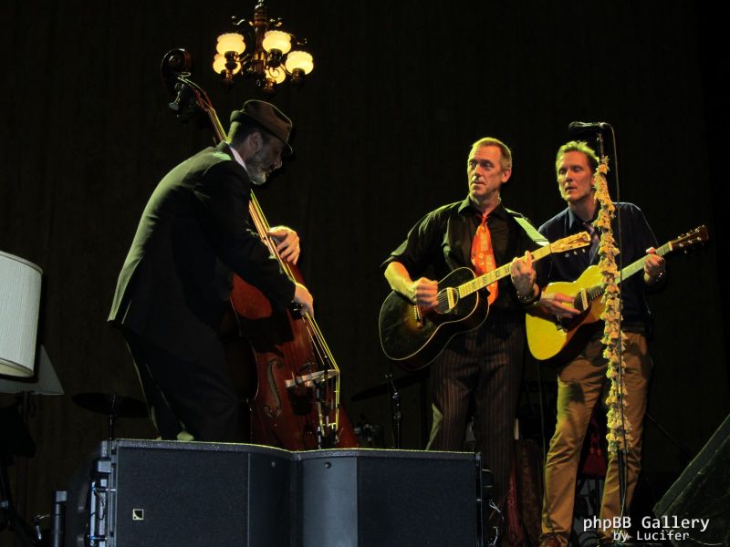 Hugh Laurie - Concert - Berlin - July 2012 - mj1985