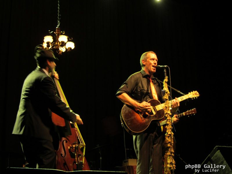 Hugh Laurie - Concert - Berlin - July 2012 - mj1985