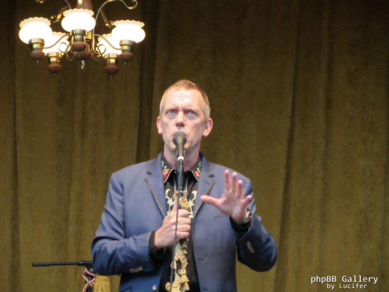 Hugh Laurie - Concert - Hamburg - July 2012 - mj1985