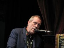 Hugh Laurie - Concert - Hamburg - July 2012 - mj1985