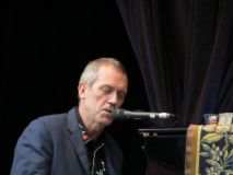 Hugh Laurie - Concert - Hamburg - July 2012 - mj1985