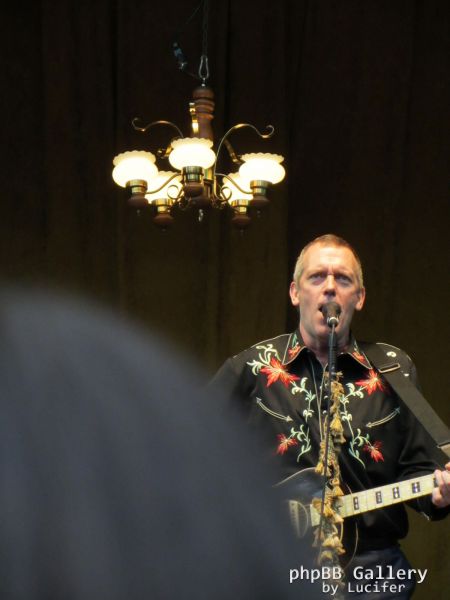 Hugh Laurie - Concert - Hamburg - July 2012 - mj1985