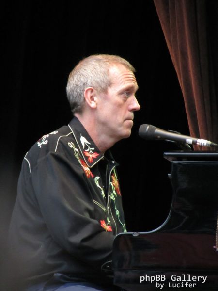Hugh Laurie - Concert - Hamburg - July 2012 - mj1985