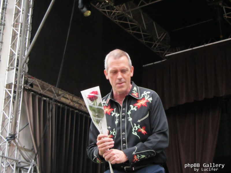 Hugh Laurie - Concert - Hamburg - July 2012 - mj1985