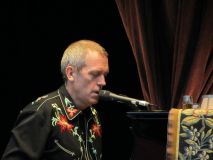 Hugh Laurie - Concert - Hamburg - July 2012 - mj1985