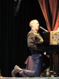 Hugh Laurie - Concert - Hamburg - July 2012 - mj1985