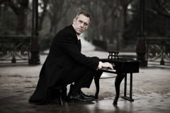 Hugh Laurie - Didn't it Rain - Photoshooting