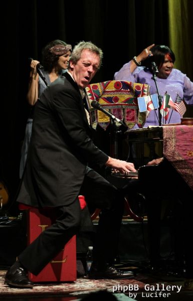 Hugh Laurie - Concert - Bologna 2013