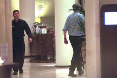 Hugh Laurie - Arriving at his Hotel, Valencia, Spain, 20. Januar 2014