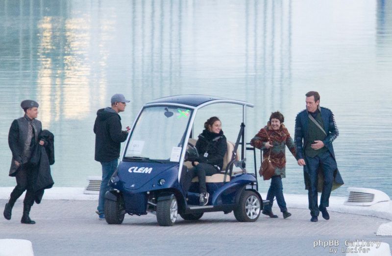 Hugh Laurie & George Clooney at the set of Tomorrowland, January 21st 2014