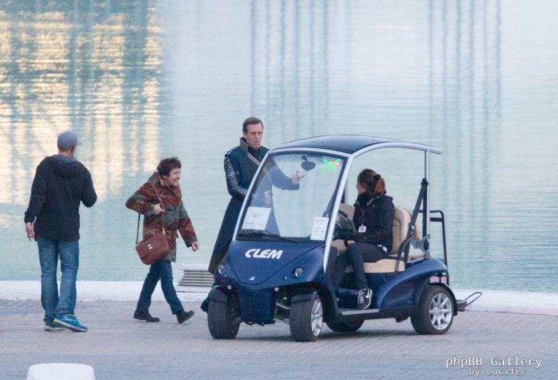 Hugh Laurie & George Clooney at the set of Tomorrowland, January 21st 2014