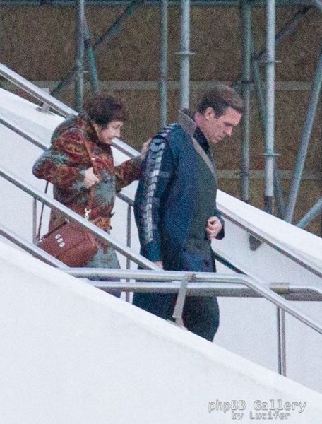 Hugh Laurie & George Clooney at the set of Tomorrowland, January 21st 2014