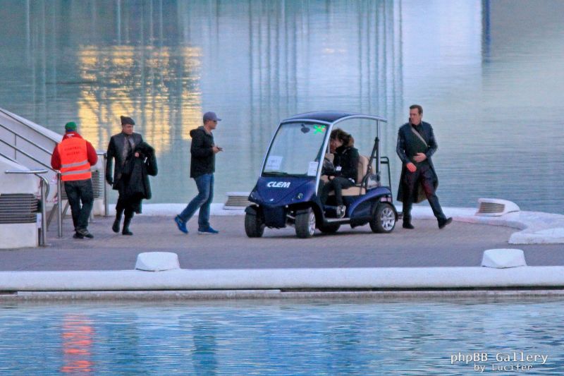 Hugh Laurie & George Clooney at the set of Tomorrowland, January 21st 2014