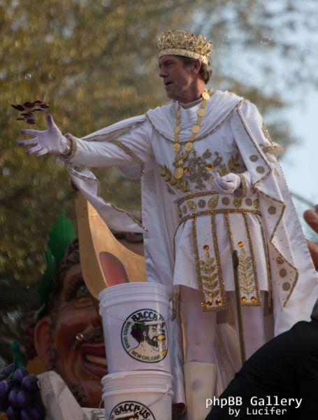 Hugh Laurie - New Orleans - Mardi Gras Parade 2014