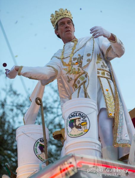 Hugh Laurie - New Orleans - Mardi Gras Parade 2014