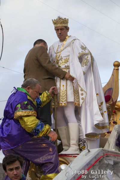 Hugh Laurie - New Orleans - Mardi Gras Parade 2014