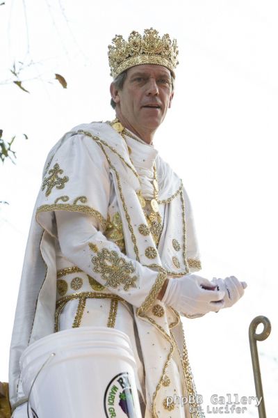 Hugh Laurie - New Orleans - Mardi Gras Parade 2014