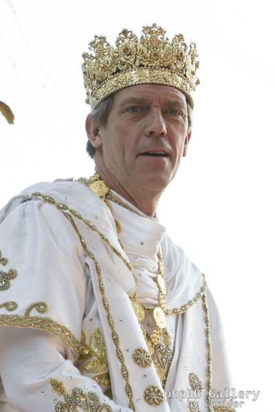 Hugh Laurie - New Orleans - Mardi Gras Parade 2014