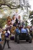 Hugh Laurie - New Orleans - Mardi Gras Parade 2014
