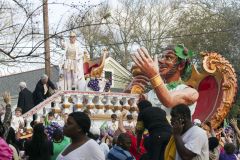 Hugh Laurie - New Orleans - Mardi Gras Parade 2014