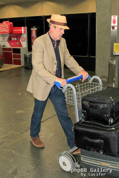Hugh Laurie and the Copper Bottom Band - Arriving in Rio 2014