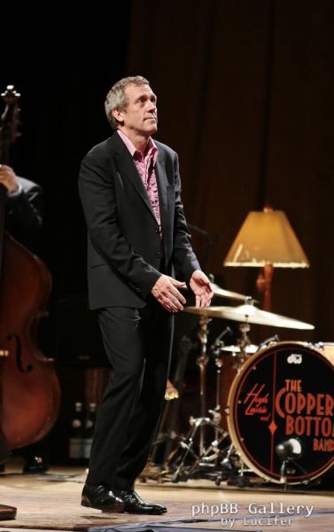 Hugh Laurie & The Copper Bottom Band perform in Milan 2014