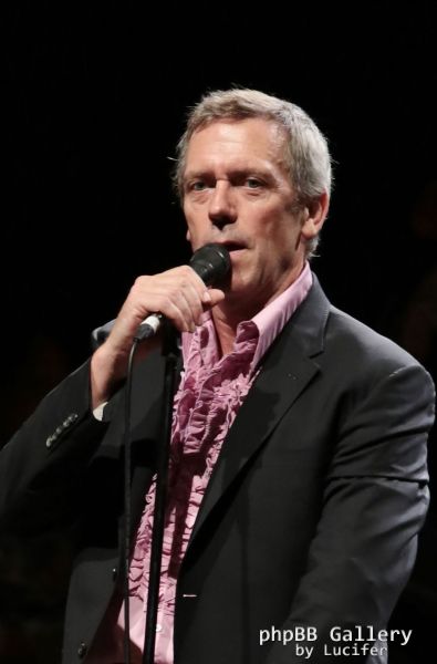 Hugh Laurie & The Copper Bottom Band perform in Milan 2014