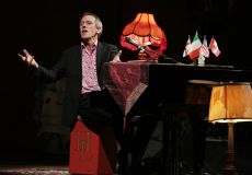 Hugh Laurie & The Copper Bottom Band perform in Milan 2014