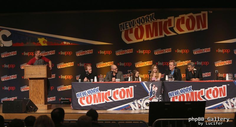 Hugh Laurie & George Clooney - "Tomorrowland" - Comic-Con New York