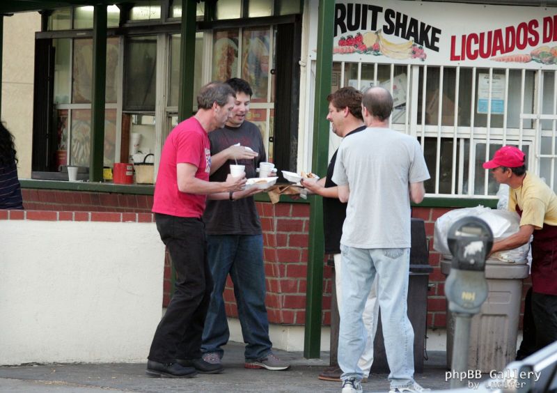 Hugh Laurie - Lunch with Greg Grunberg - 25. November 2006