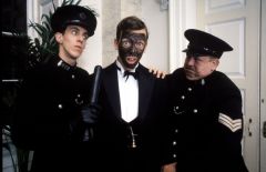 Hugh Laurie & Stephen Fry - Jeeves & Wooster