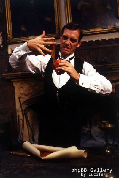 Hugh Laurie & Stephen Fry - Jeeves & Wooster