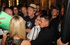 Hugh Laurie - Signs autographs in Wien - July 2013