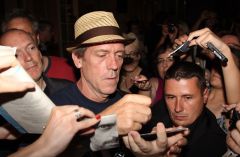 Hugh Laurie - Signs autographs in Wien - July 2013