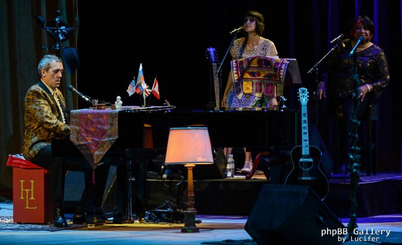 Hugh Laurie - Concert - Moscow 2013
