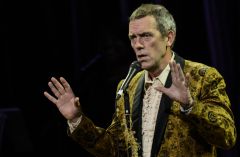 Hugh Laurie - Concert - Moscow 2013