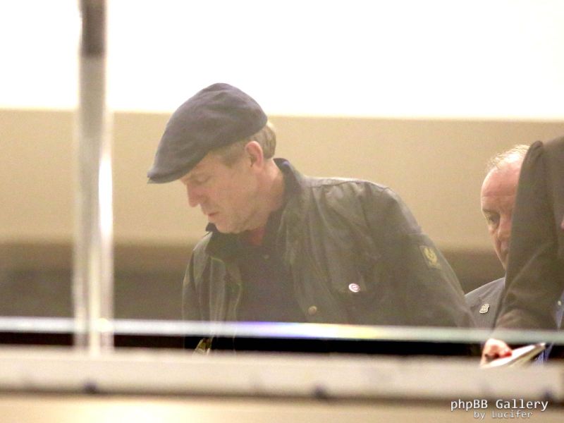 Hugh Laurie - Leaving LAX, January 18th, 2016