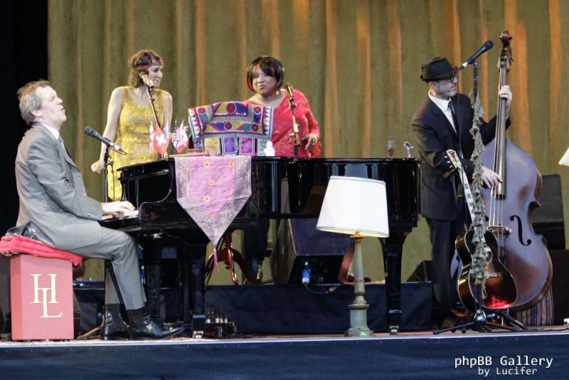Hugh Laurie - Sunset Festival Zurich 2013