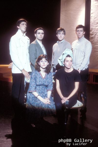 Hugh Laurie - The Cambridge Footlighs Revue - 1982