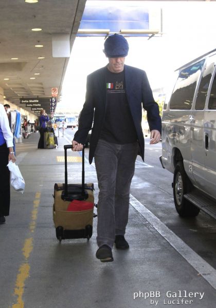 Hugh Laurie - arrives at LAX Oct 2016