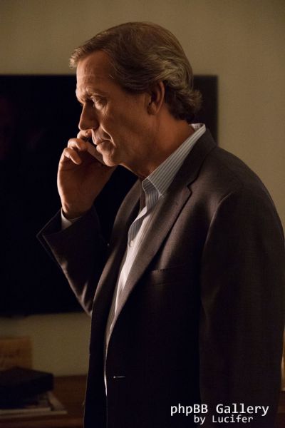 Hugh Laurie - Chance - 1x03 - 'Hiring It Done'