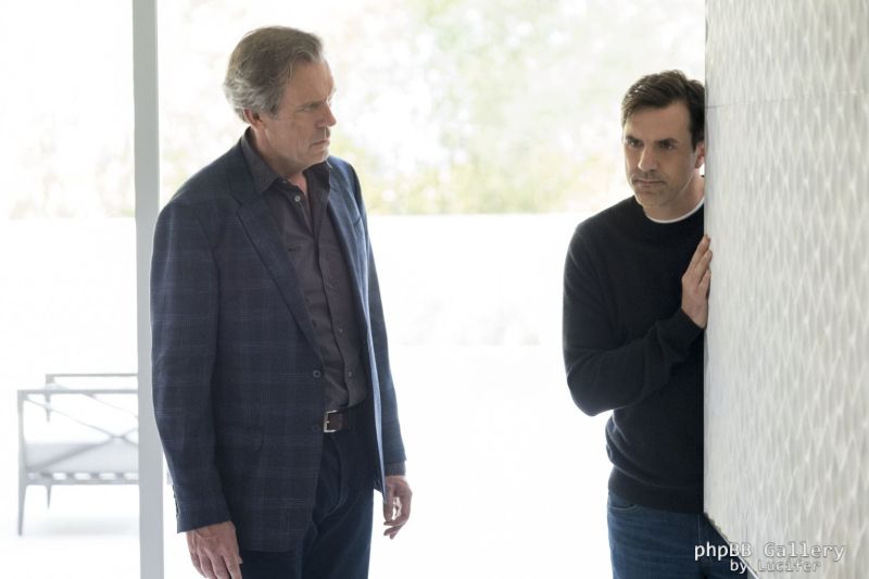 Hugh Laurie - Chance - 2x03 - 'The Fitzcraft Parable'